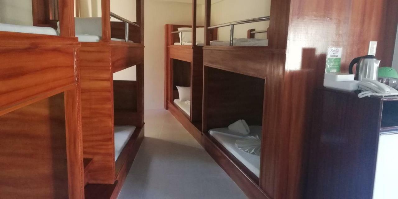 Nirvana Resort Puerto Galera Εξωτερικό φωτογραφία