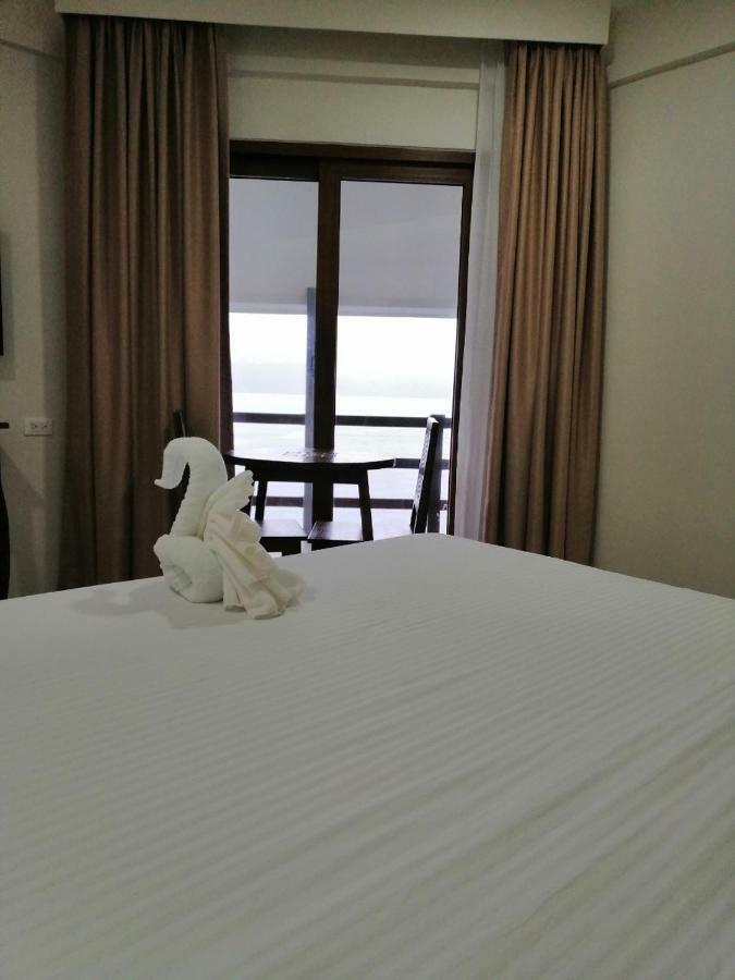 Nirvana Resort Puerto Galera Εξωτερικό φωτογραφία
