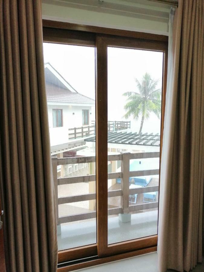 Nirvana Resort Puerto Galera Εξωτερικό φωτογραφία